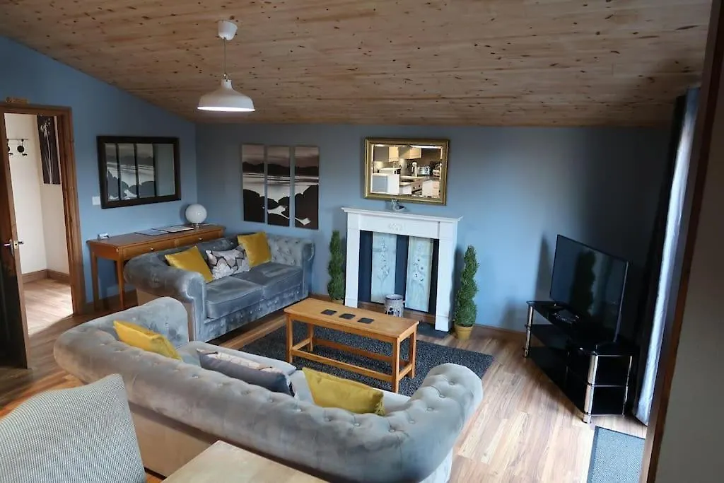 Harvest 12 Lodge, Yellowtop Country Park York United Kingdom